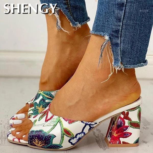 

2020 Women Slippers Summer Peep Toe Print Chunky Heeled Fashion Casual Women Shoes Beach Outdoor Ladies Plus Size Slippers1, White
