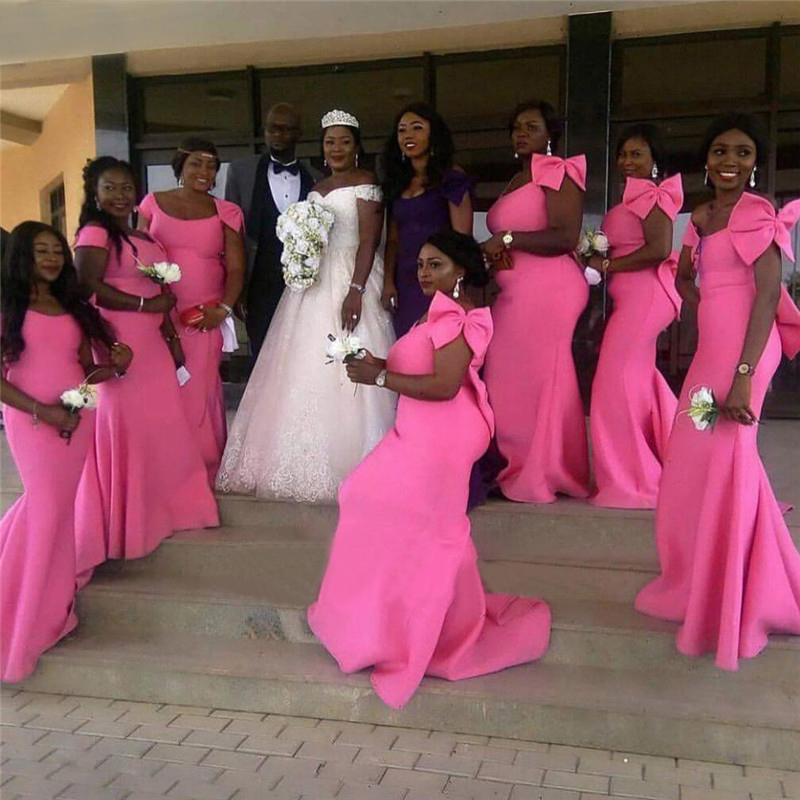 

2021 New Rose Attacked African Mermaid Maid of Honor with Black Bow Girls Ball Plus Size Dressed As Wedding Feast 8OCO
