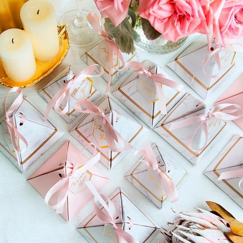 

Beauty Triangular Pyramid Marble Candy Box Wedding Favors and Gifts Boxes Chocolate Box Giveaways Boxes Party Supplies1