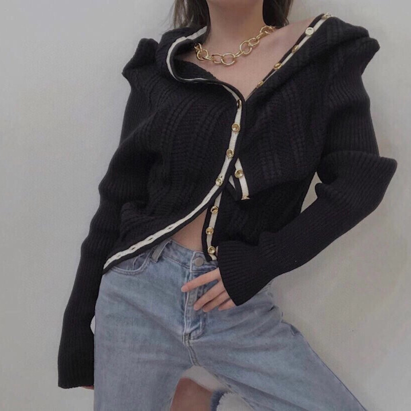 

High Quality Designer Cardigans for Luxury Women Buttons Irregular Neck Braces with Black Hoodie Short Outerwear Top Clothes 4ky9, Without neck chain