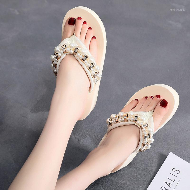 

2019 New Fashion Sandals Pearl Slippers High-heel non-skid Platform Women Flip Flops Metal Decorative Beach Lady Sandals1, Beige