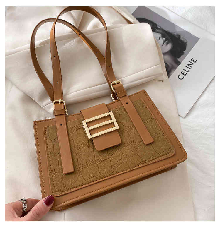 

Frosted small bag women's and winter new style one shoulder armpit net red square Purse, Black