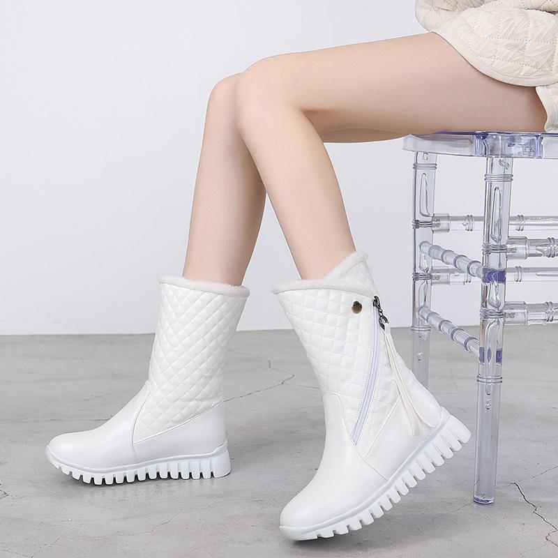 

Women Snow Boots 2020 Waterproof Warm Fur Winter Boots Ladies Low Heels Platform White Pink Short Shoes Woman Large Size 461