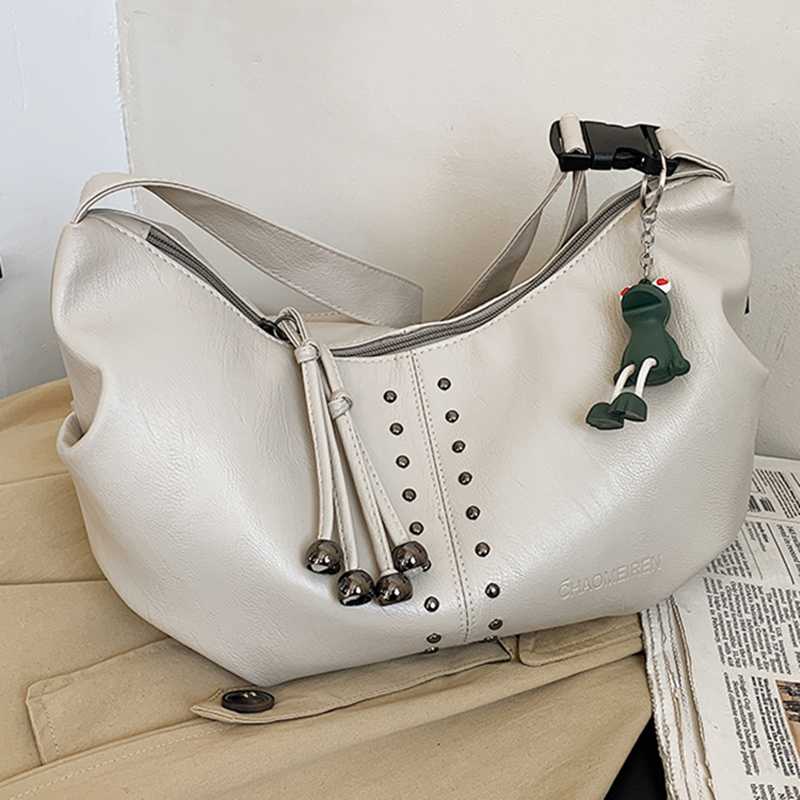 

New High Quality soft PU Leather Women Shoulder Bag Designer Rivet Handbags Luxury Fashion Ladies Messenger Bag Brand Women Bags, Beige