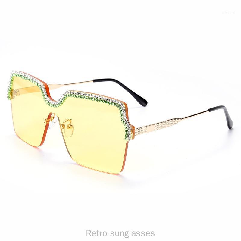 

Sunglasses Crystal Diamond Rimless Women 2021 Oversize Clear Gradient Sun Glasses Fashion Shades For Female FML1