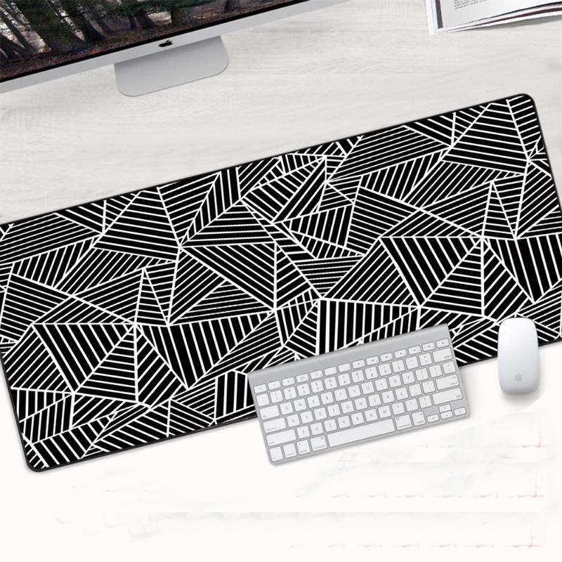 

90x40cm Black and White Gaming Mouse Pad Large Gamer Big Mouse Mat Computer Gaming Locking Edge MousePad Keyboard Desk Mice Pad