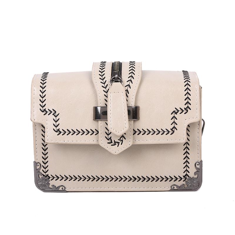 

Spring and Summer Small Bags, Exotic Handbags, New Stylish Simple Shoulder Bags, Retro Chain Messenger Bags., Beige