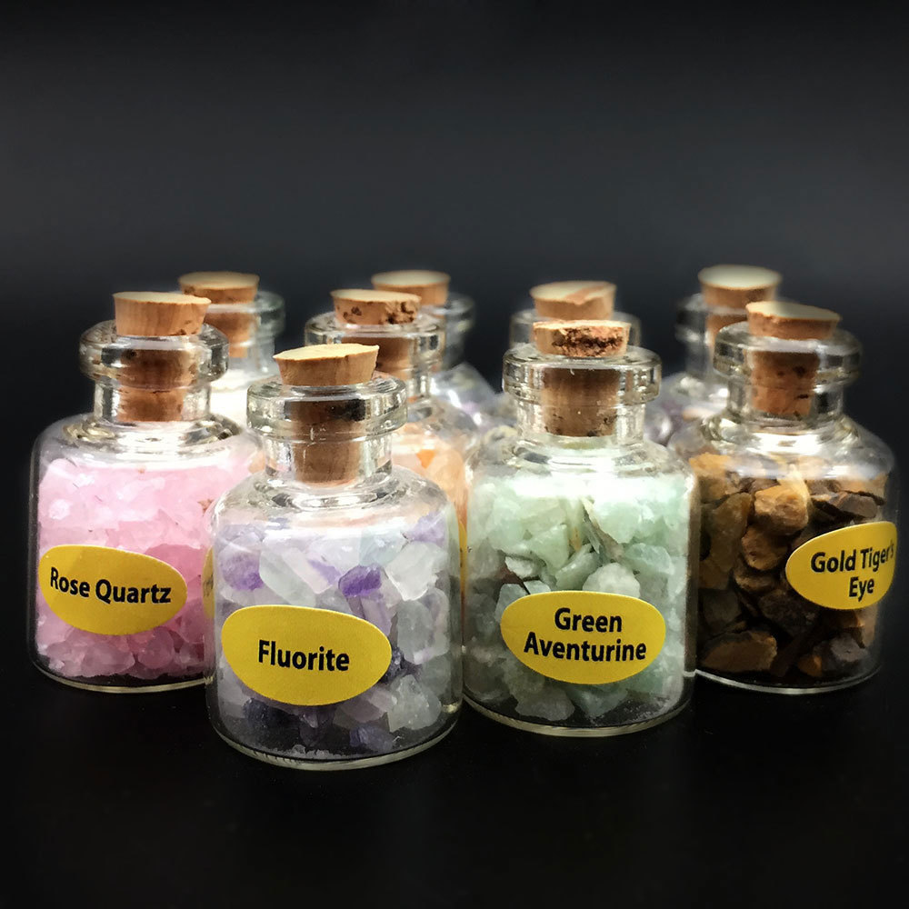 

Mini Gemstone Bottles Chip Crystal Healing Tumbled Gem Natural Semiprecious Gem Stones Bottle Wicca Stones Set 201125