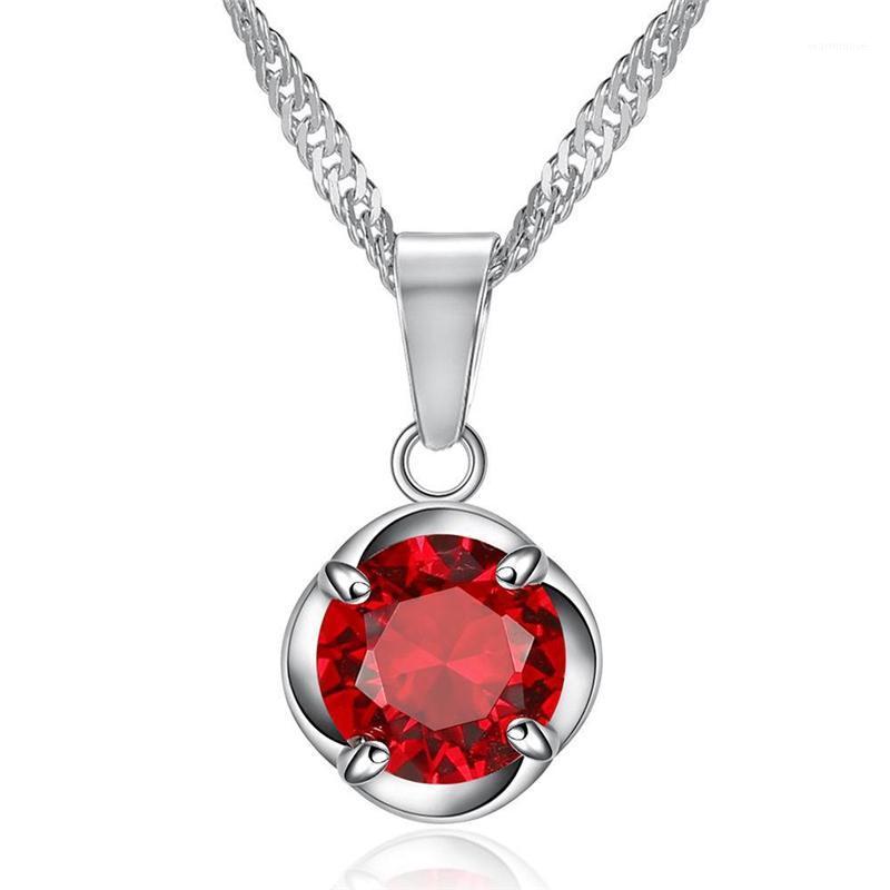 

Charming Women's Red Crystal Zircon Pendant Necklace Elegant Lady Wedding Party Clavicle Chain Fashion New Year Jewelry1