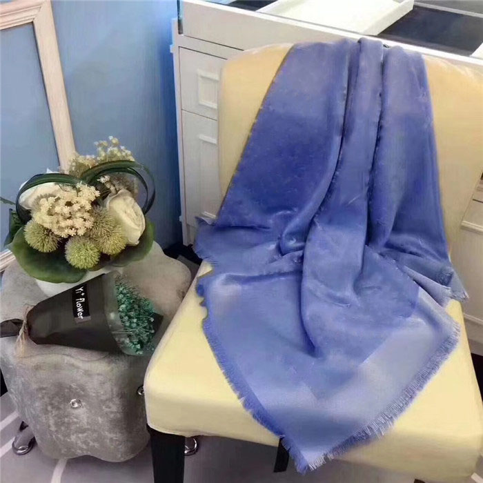 

2020 Fashion design Scarf high quality wool silk with silver thread scarves Winter Warm Soft Shawls Wraps Unisex brands Scarves NO Box jone1