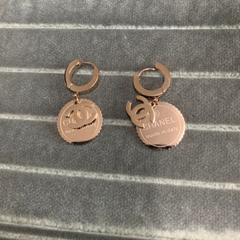 

2021 Wholesale Never fade deluxe Round women female Rose Gold color wedding letter hoop earrings for women Lover's fashion Jewelry Gift, Slivery;golden