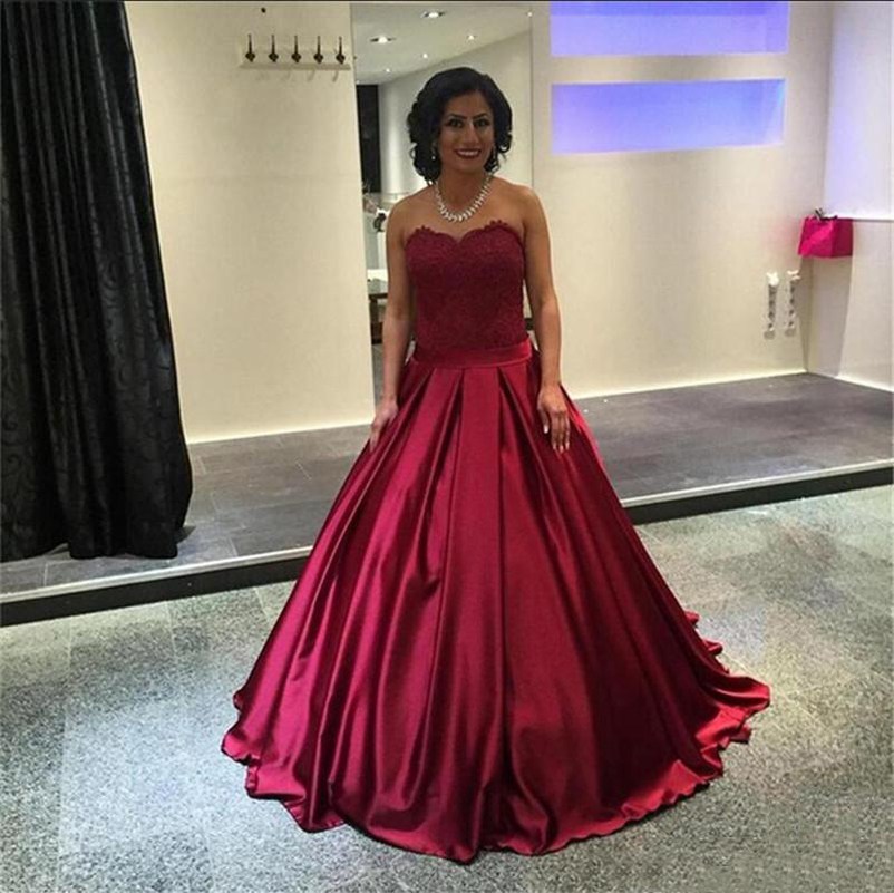 

Burgundy Stapless Ball Gown Lace Prom Dresses with Appliques Sweep Train Satin Plus Size Formal Evening Party Gowns, Same as picture