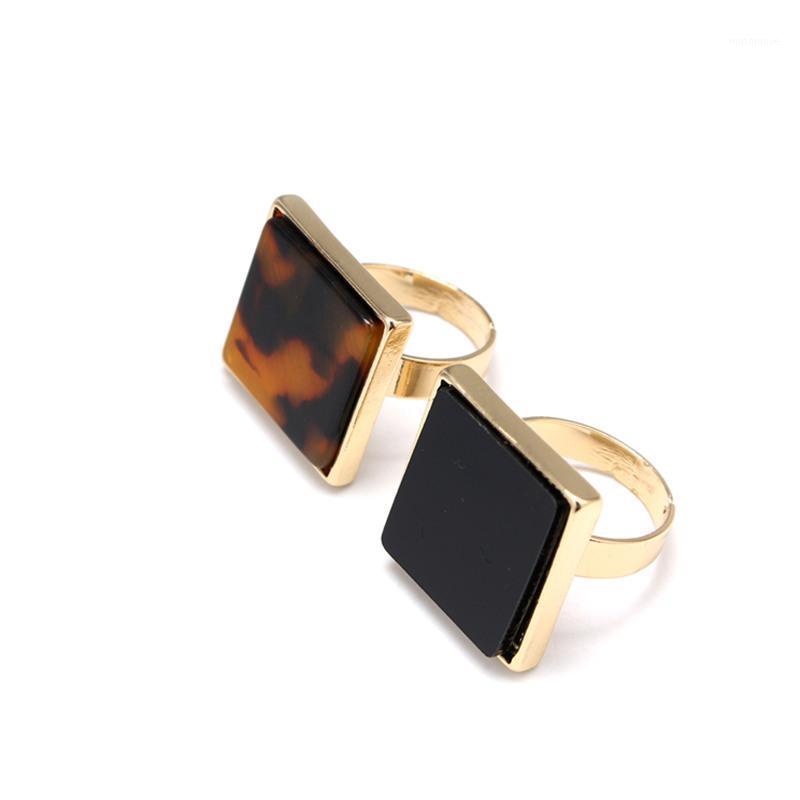 

Ms Yang Liujia act the role ofing is tasted the new 2020 Europe contracted wind black acrylic square ring Women jewelry1