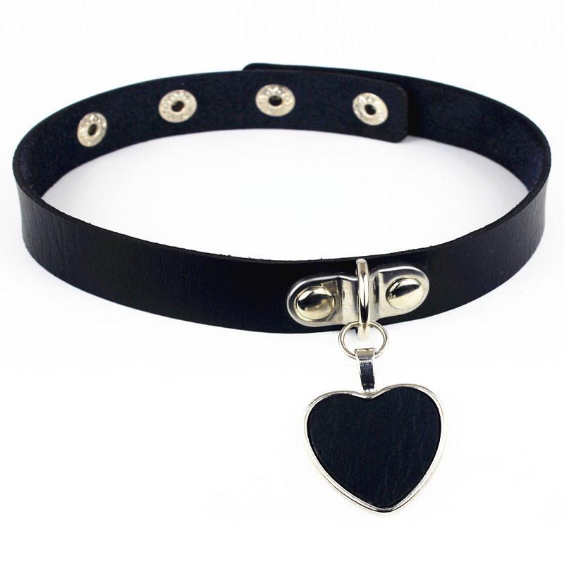 

Chokers Necklaces Punk Jewelry PU Leather Choker Punk Gothic Handmade Collar on Neck Heart Pendant Goth Female Necklace