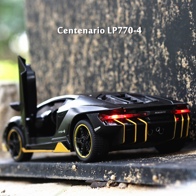 LP770-1-32-Lamborghini-Car-Alloy-Sports-Car-Model-Diecast-Sound-Light-Super-Racing-Car-Lifting