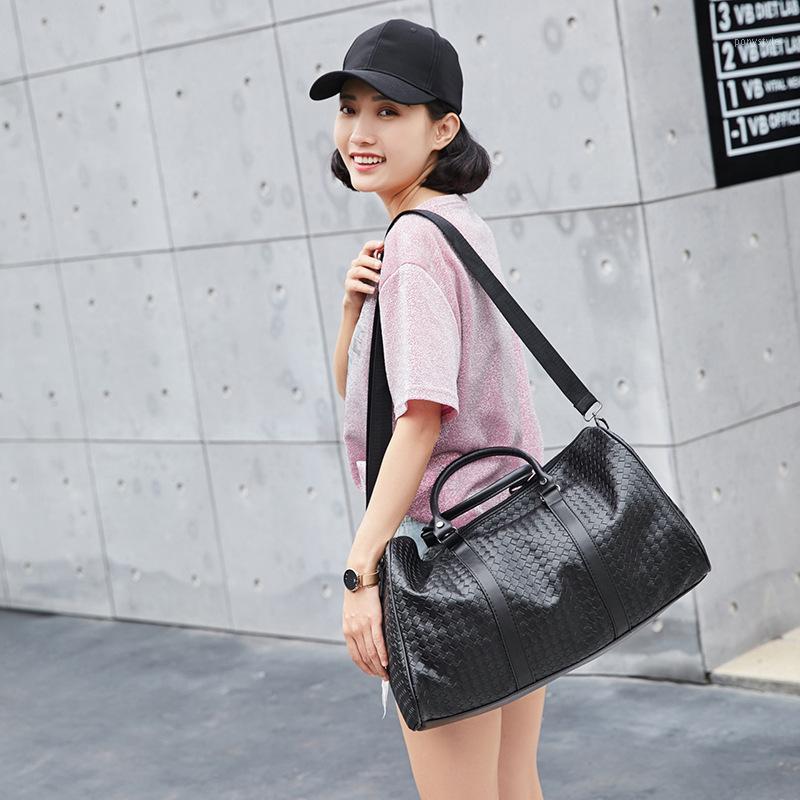 

New travel bag ladies handbag large capacity waterproof fitness bag female sports luggage1, Black