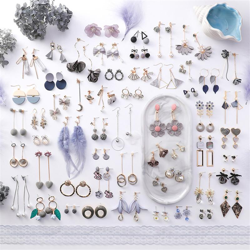 

Cute Korean Fashion Flowers Stud Earrings For Women Feather Long Tassel Acrylic pendientes Girl Gift Simulation Pearl Jewelry