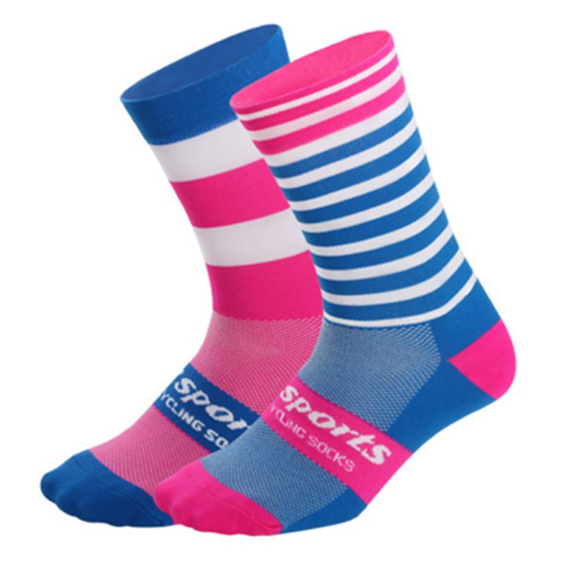 

Men Women Sports Socks Wear-resistant Breathable Road Bike Socks Outdoor Sports Cycling Adult Bicycle, Black blue