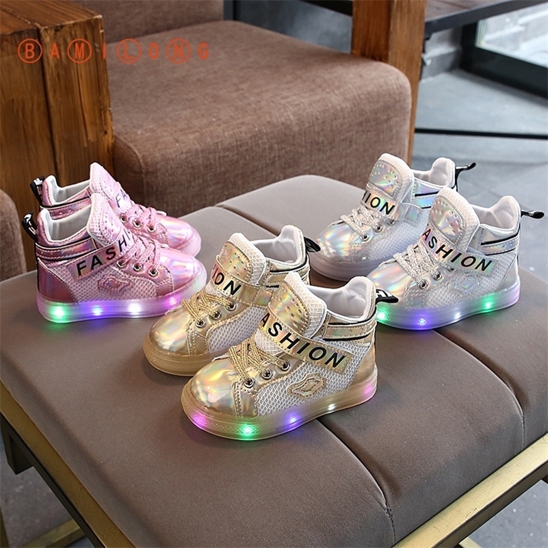 

New Style Girls Led Light Children Luminous Boys Letter Sport Run Sneakers Casual Fashion Kids Mesh Shoes Y136 201112, Silvery