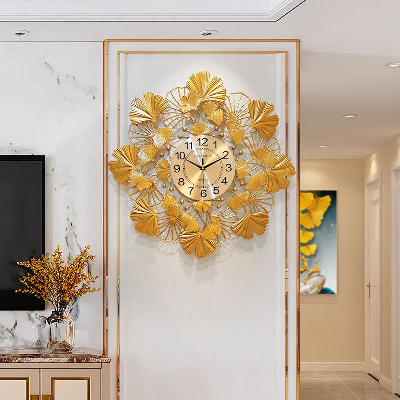 

American Metal Wall Clock Living Room Decoration Creative Golden Ginkgo Leaf Atmosphere Fashion European Luxury Clock Watch
