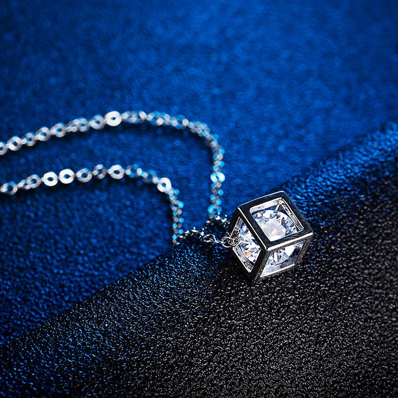 

New Arrival Crystal Rhinestone Pendant Necklace For Women Fashion Silver Color Square Clavicle Wedding Jewelry