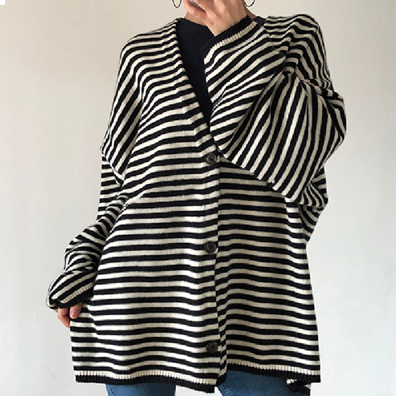 

Spring 2021 New and New Autumn Striped V-neck Cardigan Sweater Vintage Women's Clothes Z6fp 5KVN, The shown in figure