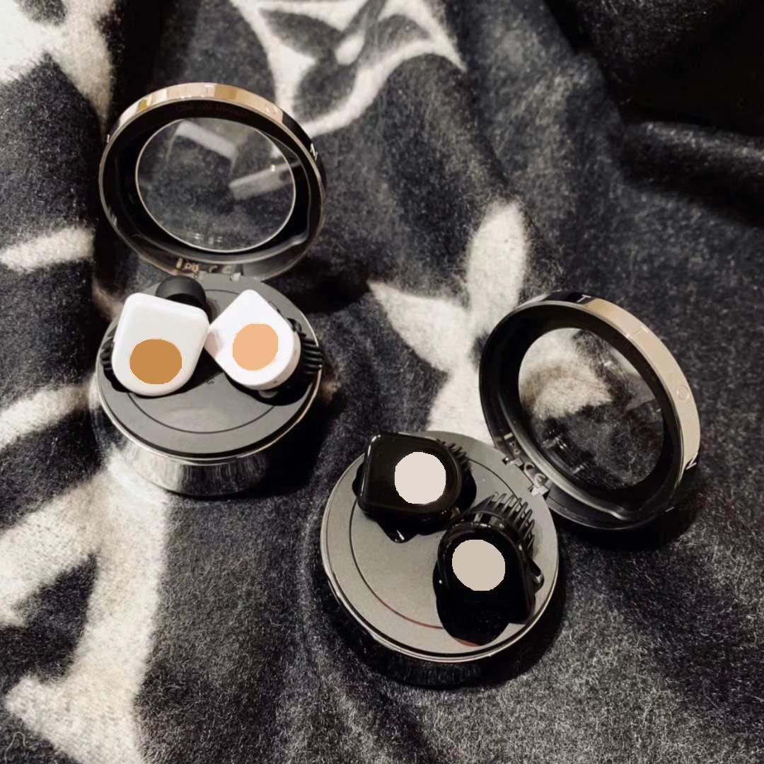 

Designer TWS Headphones Wireless Bluetooth Earphone Earbuds Embedded Headset Including Charging Compartment Box Package-3, Red