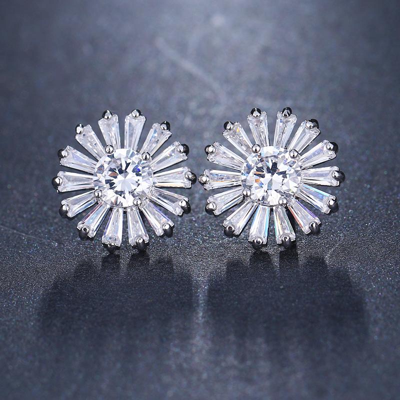 

Emmaya Women First Choice Exquisite Radial Shape Flower Earrings ColorJewelry Charming Design Studs For Girl Ear Jewelry Gift