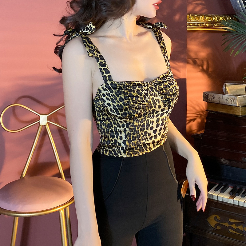 

2021 New Leopard Style Print Short Satin T-shirt Sexy Top Female High Street All-match Women's Elastic Lightweight Clothing PXCA, Multiple