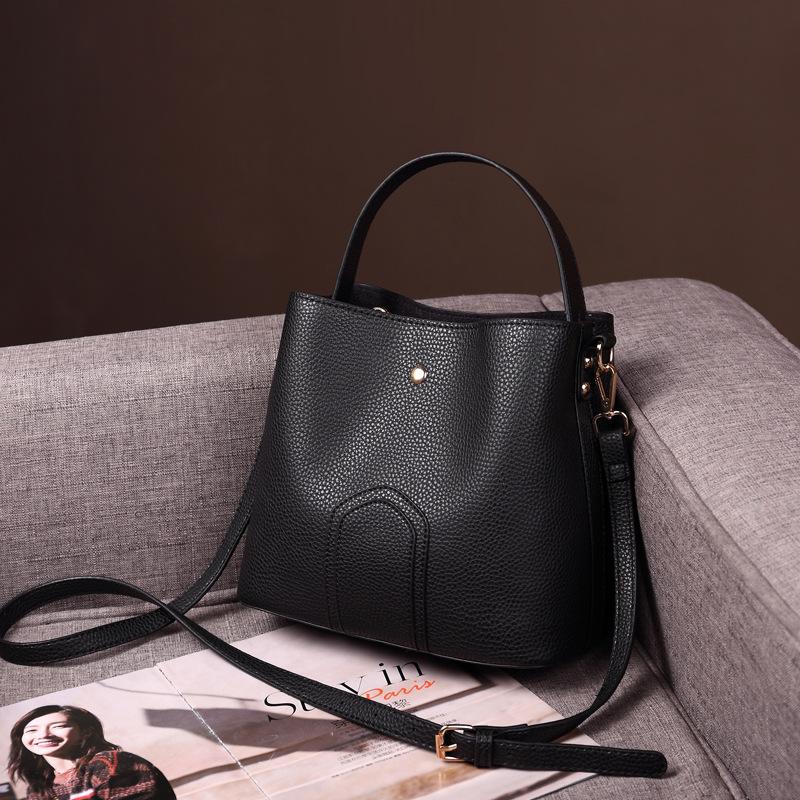 

New style women's shoulder bag fashion Messenger Handbag, Black