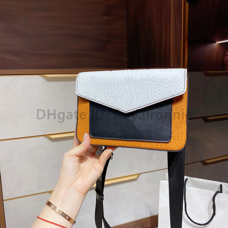 

2021 5a New Luxury Designer Women Totes Two-tone Cover Flap Knitting Fashion Cross Body Handbag Letter Crochet printed Classic Shoulder Bags, No bags