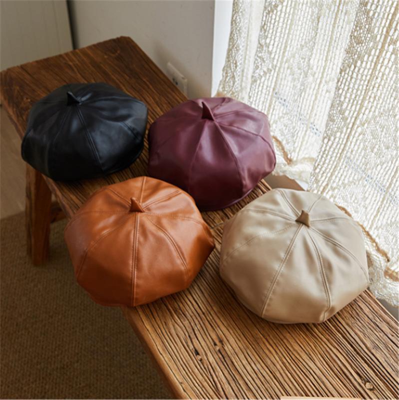 

Womens PU Leather Brimless Beret Ladies Fall Winter Boinas Hombre Hat Fashionable Korean Painter Baret Cap French Octagonal Hats1, Black