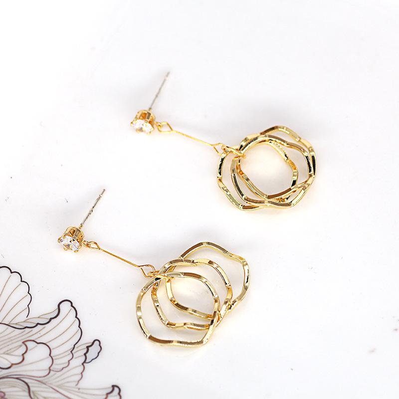 

Dangle & Chandelier Fashion Korean Round Earrings Female Temperament All-match No Pierced Ear Clip Geometric Jewelry Gift