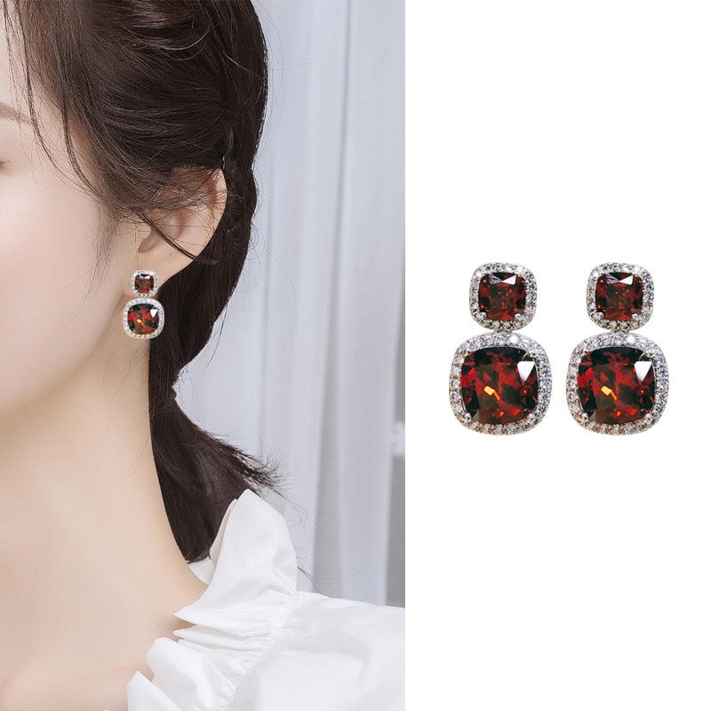 

Stud 2021 Bloody Romantic Zircon Hypoallergenic Crystal Earrings Garnet Super Silver Women's Fashion Ruby Earring