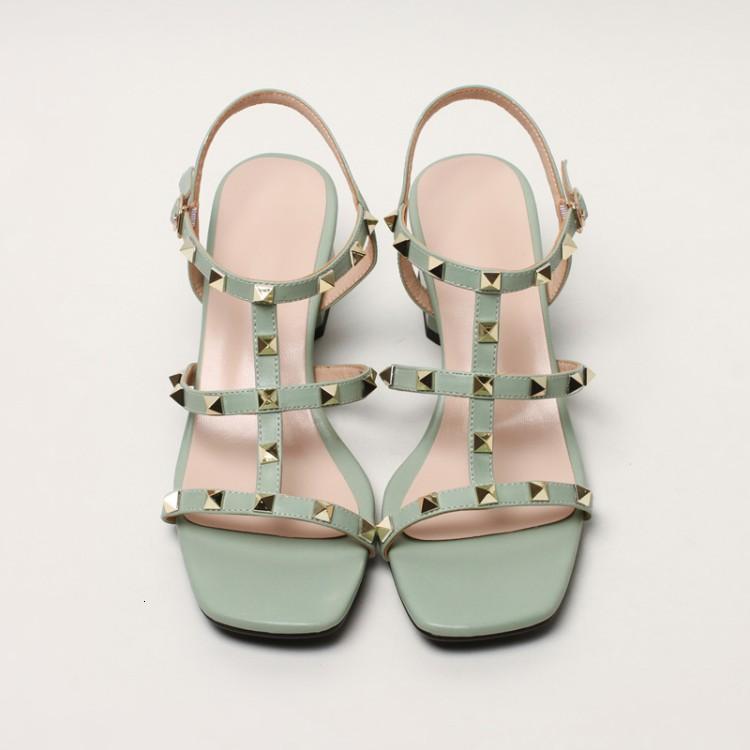

2021 Summer Korean Style New Chunky Heel Open Foot Toe Rebite All-match Female Sandals Big Size QUG1, Green.