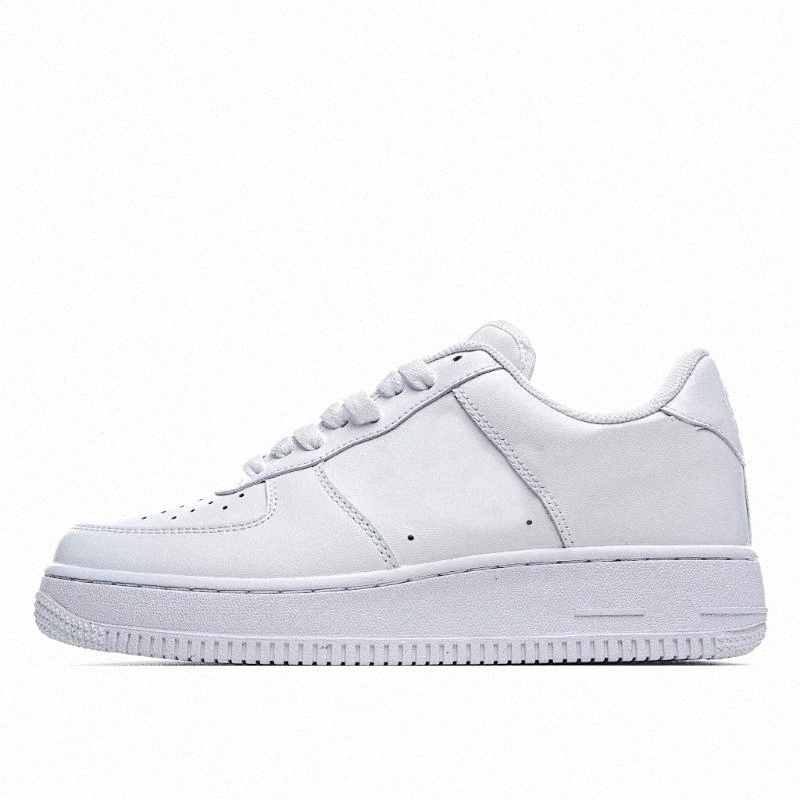 

New Classic men 1 Running Shoes one skate low White black Wheat Man Women Sneakers Cut Mens Shadow Triple Mid Platform Womens sports trainer RDE0#