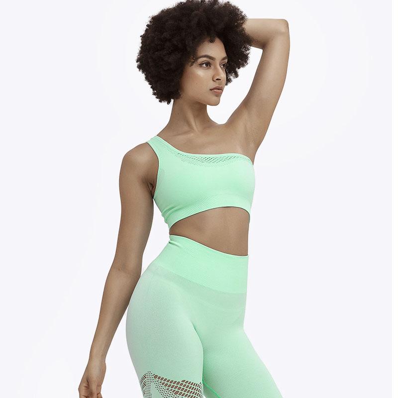 

Sexy New Women Seamless Yoga Bra Diagonal Shoulder Hole Vest Beautiful Back Sports Running Gym Bra Clothes Yoga Top, Red