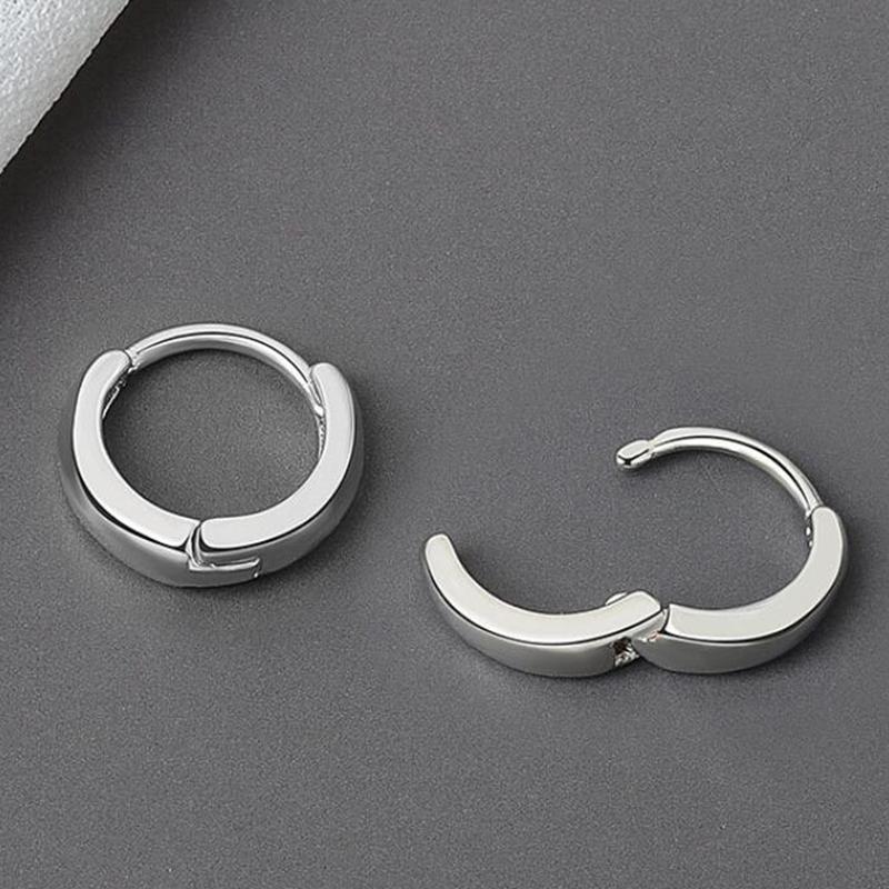 

Punk Ladies Chic Round Hoop Cool Gold Filled Cartilage Ear Studs Female Safety Pin Earrings Unusual Earmuffs 2020 Trend Punching