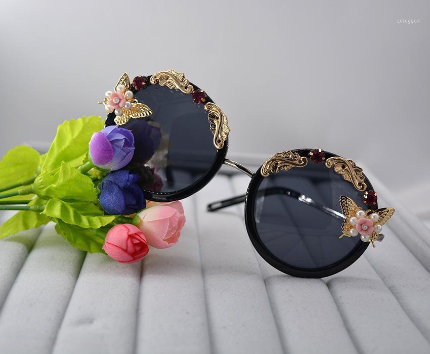 

Sunglasses Fashion Rose Flower For Women Round Sun Glasses Mirror Butterfly Pearl Decoration Eyewears Oculos Brand Designer1