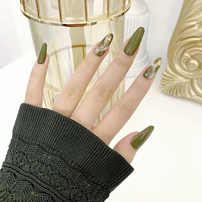 

False Nails 24pcs Green Nail Patch Glue Type Removable Long Paragraph Fashion Manicure Save Time Accessories, Red;gold