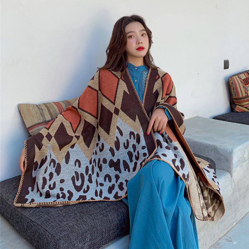 

Ethnic Faux Cashmere Coat Travel Photo Shoot Cloak Large Shawl Female Autumn & Winter Outdoor Hooded Leopord Pattern Shawl