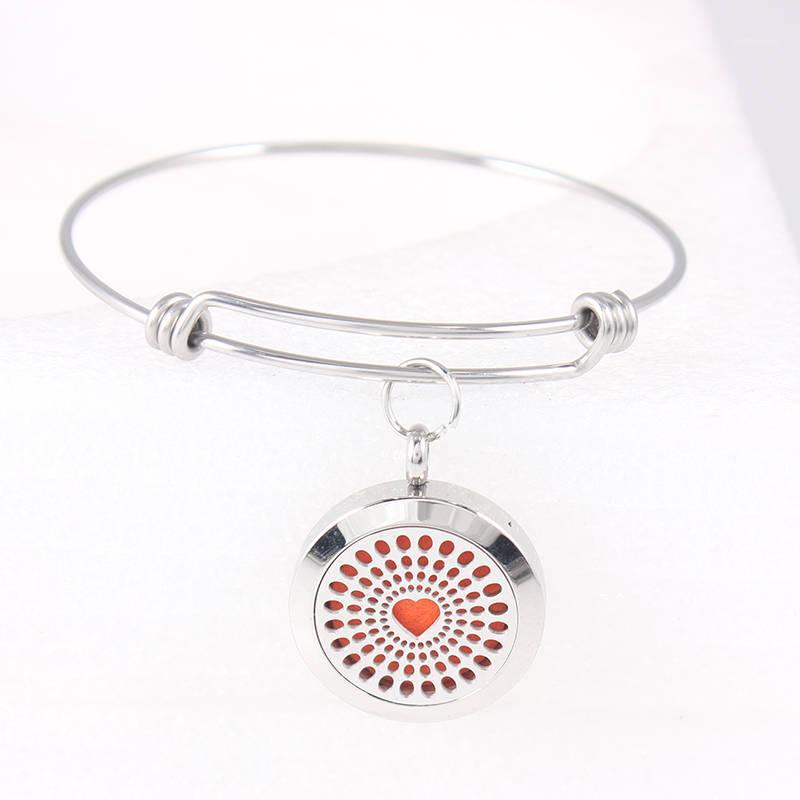 

Heart 25mm Aroma Locket Bracelet Stainless Steel Perfume Locket Expandable Bangle Essential Oil Diffuser Bracelet For Women1