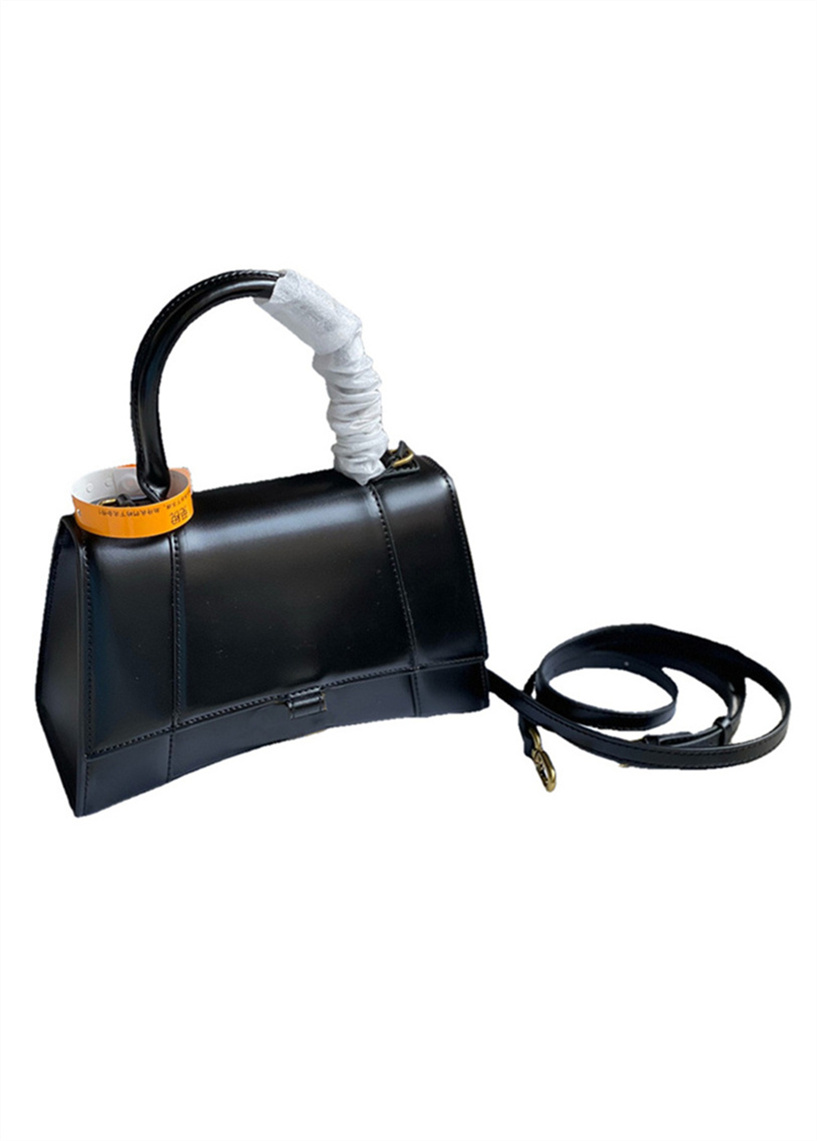 

2022 Designer Women Boston Bags Speedy Gym BANDOULIIERE Inclined Shoulder Bag Womens Pillow Mono Handbag fashion Mini Crossbody Bags, Black