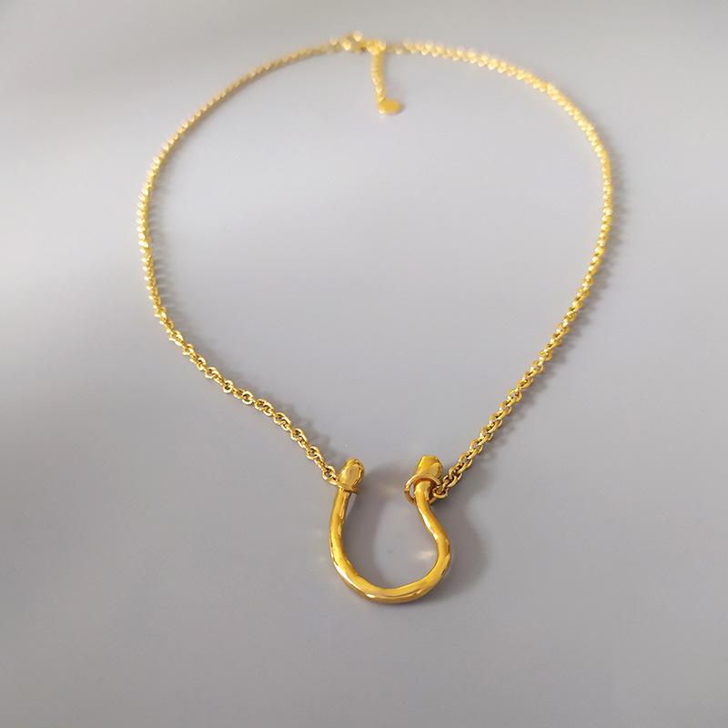 

New necklace women simple cold wind jewelry niche design U necklace students