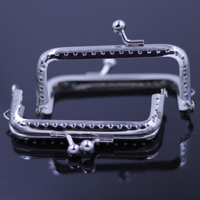 

Silver Tone Rectangle Smooth Metal Purse Frame Bag Buckle Handbag Kiss Clasp Handbag Handle Clip Luggage Hardware 8.5cm 10.5cm