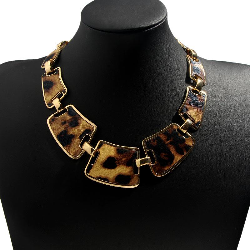 

JUST FEEL New Women Leopard Chain Choker Necklace Fashion Open Adjustable Gold Color Metal Statement Necklace Collar Accessories