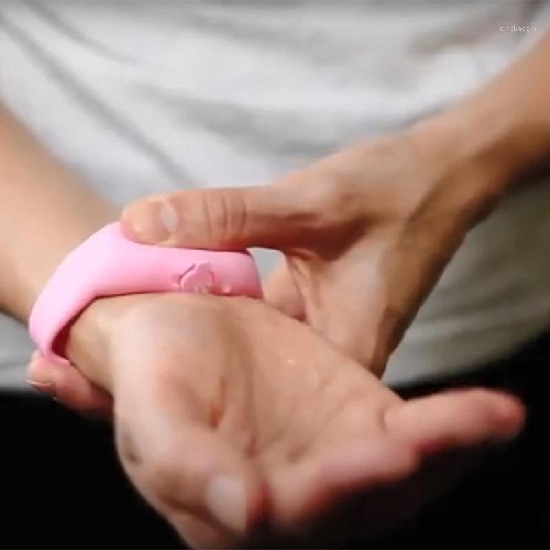 

Hand Sanitizer Disinfectant Sub-packing Silicone Bracelet Wristband Hand Dispenser Wearable Sanitizer Dispenser Pumps New1, Blue
