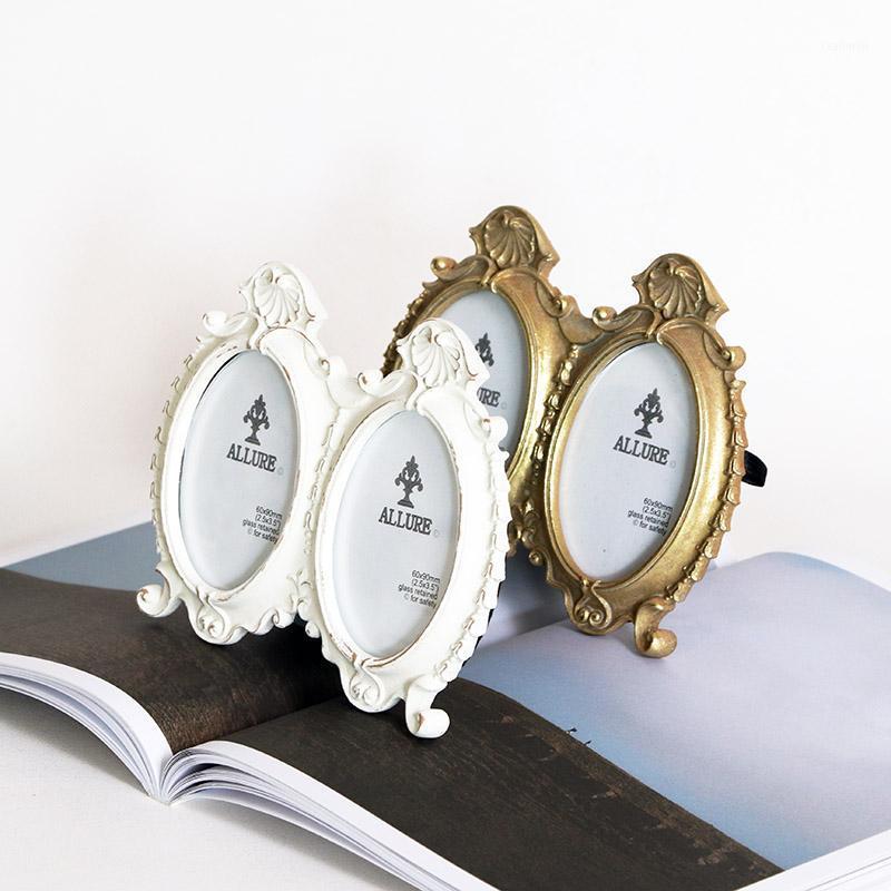 

French Retro Texture Old Two-hole Resin Photo Frame Desktop Photo Frame1
