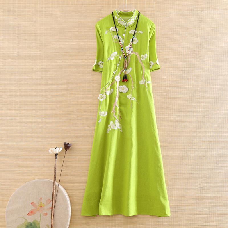

High-end Spring Summer Women Chinese Style Plus Size Linen Cotton Qipao Dress Embroidery Elegant Lady Cheongsam Dress S-XXXL1