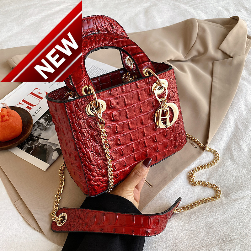 Women's 2022 New Fashion Diana Bag Net Red Foreign Style Messenger Atmospheric Hand Single Shoulder